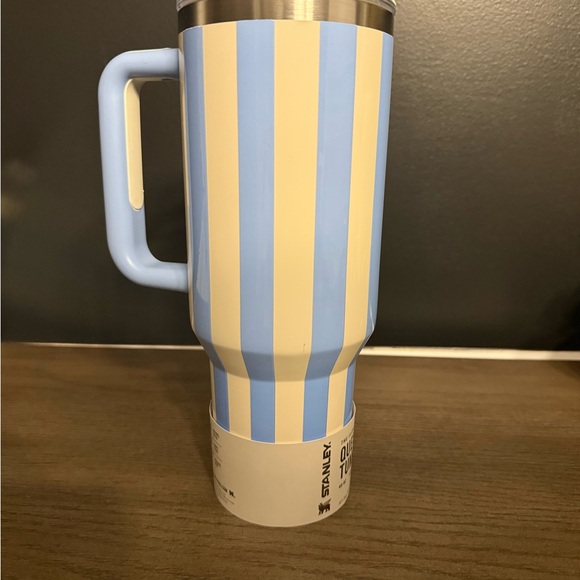 Stanley Blue and Cream Stripe Mug - Picture 2 of 4
